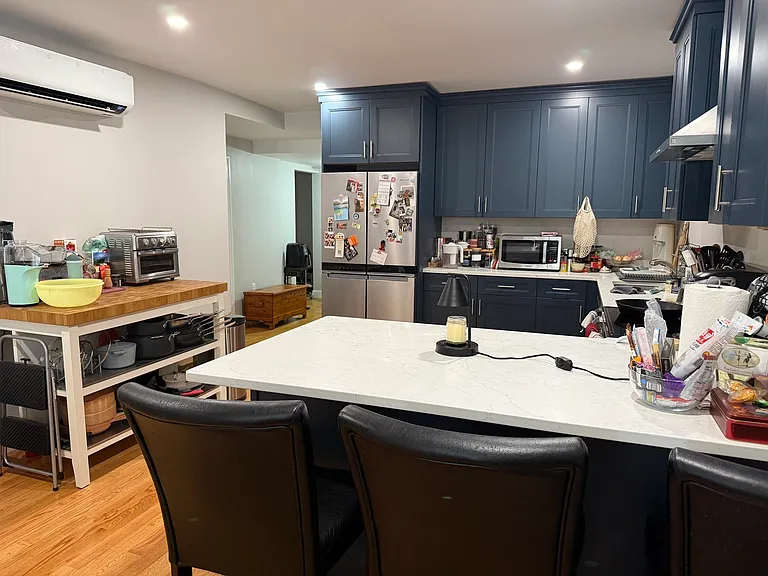 16 Hudson St #1 — Photo 6