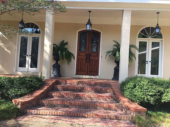 2nd image of 1703 Bramblewood Dr