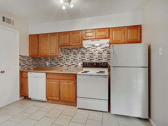 5th image of 2109 Manson Ave APT 3