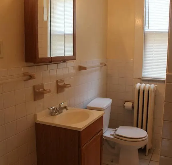 790 Orange St #1F — Photo 1