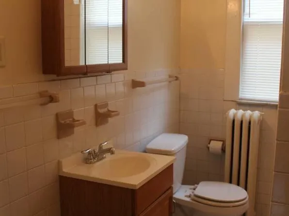 790 Orange St #1F, New Haven, CT 06511