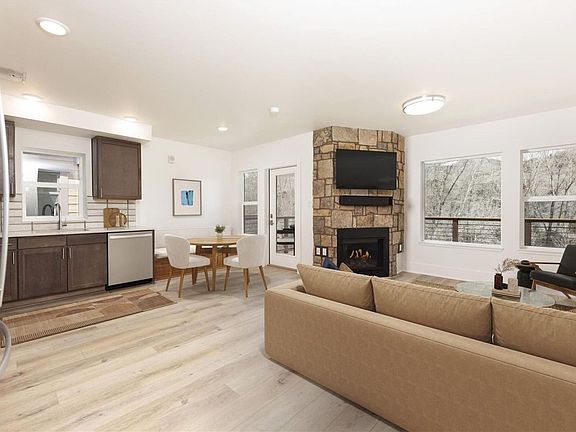 4th image of 1044 Blue River Parkway UNIT C-302