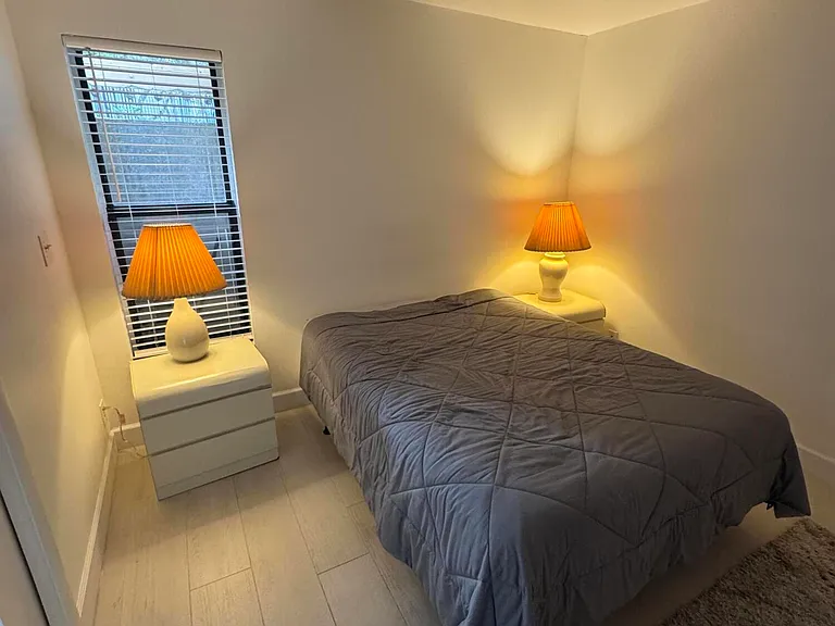 612 Executive Center Dr #102 — Photo 5