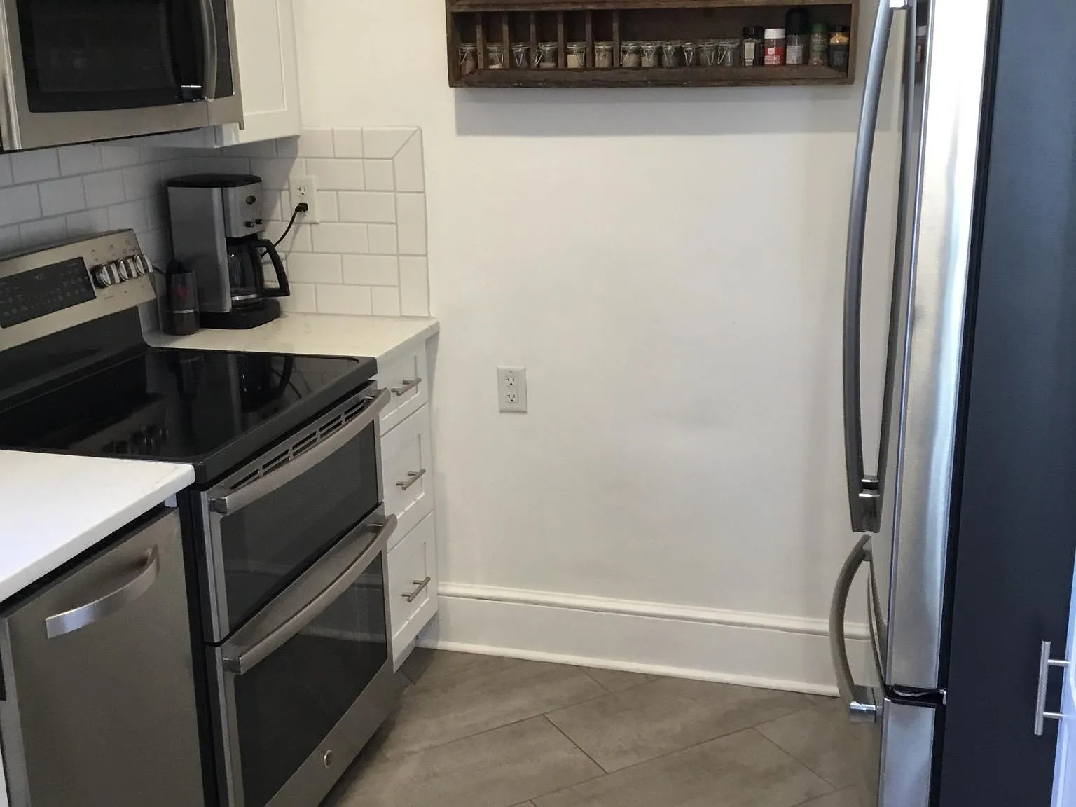 701 Hamilton St — Photo 3