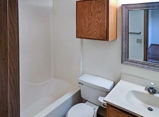 503 SW C St APT A, Bentonville, AR 72712