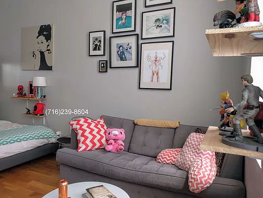 Rented by Manhattan Management LLC | media 38