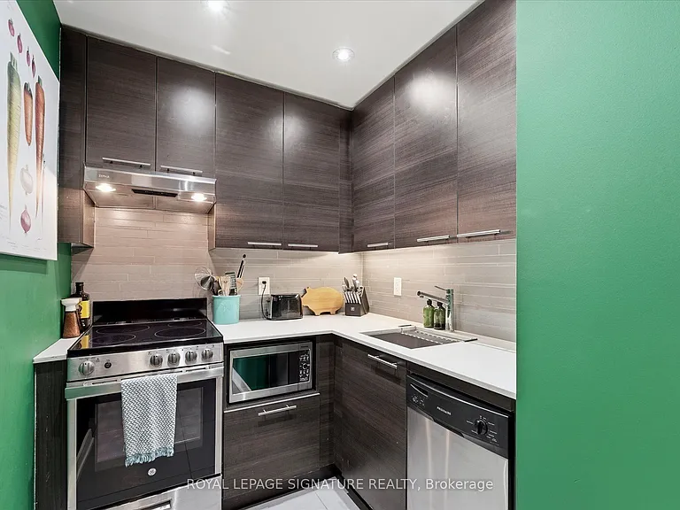3 Market St #421 — Photo 7