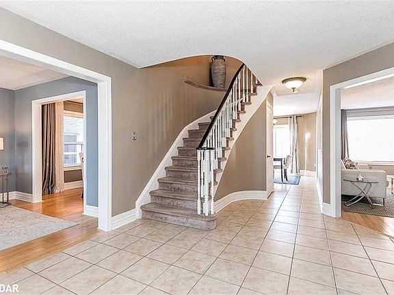5th image of 104 Birchwood Dr