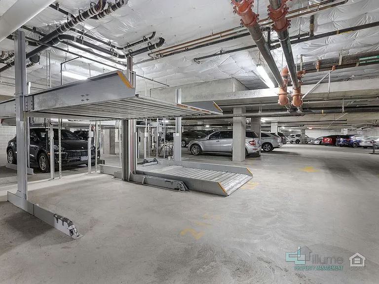 1920 SW River Dr #202 — Photo 8