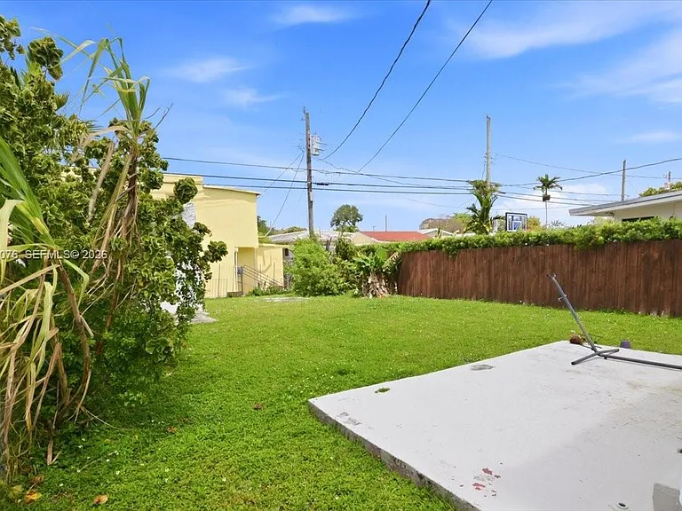 3645 SW 25th Ter — Photo 21
