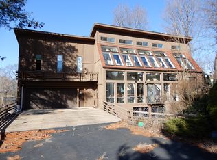 2786 Tischler Rd, Bethel Park, PA 15102