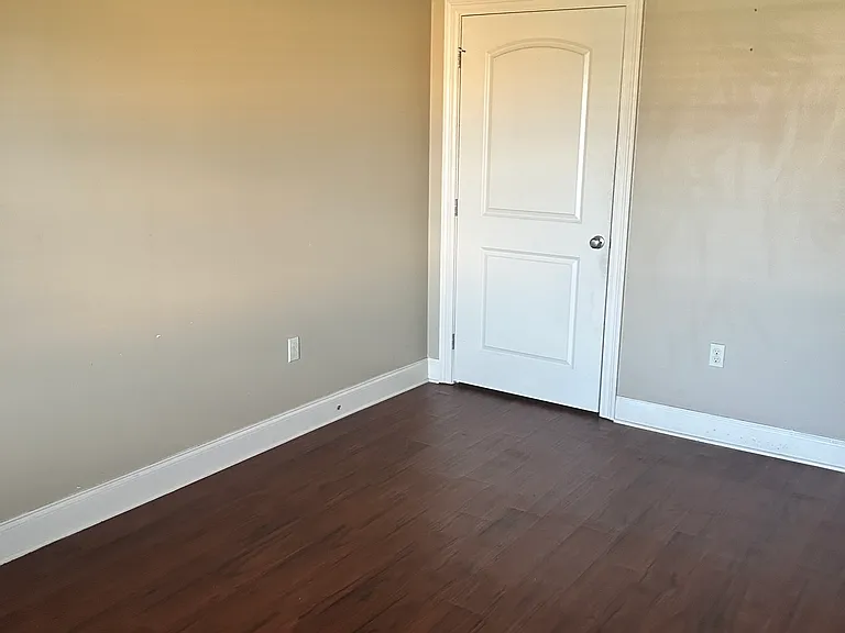 4819 Hickerson Dr — Photo 2