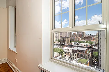 Rented by Rita S Citrin, LREB