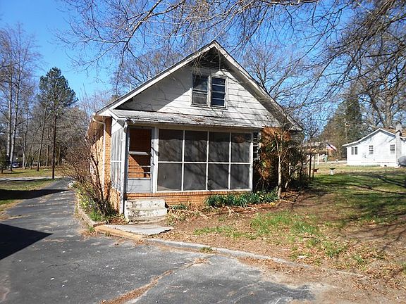 4th image of 1901 Dinwiddie Ave