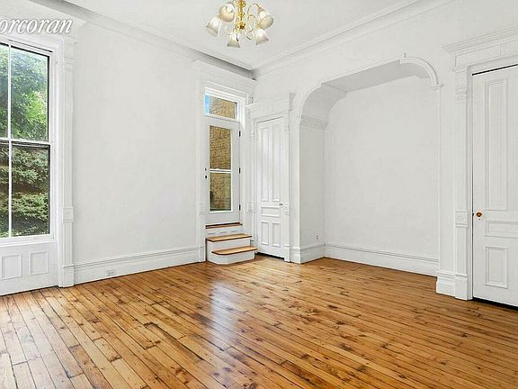 4th image of 195 Sterling Pl APT 2