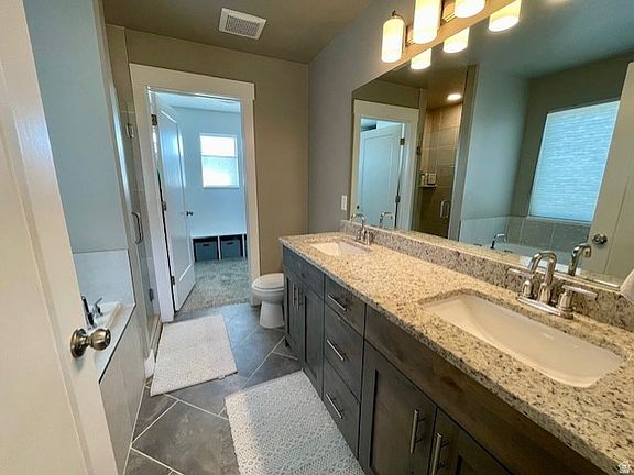4th image of 3391 S Isabel Way