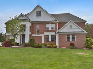 61 Greenwich Dr, Jackson, NJ