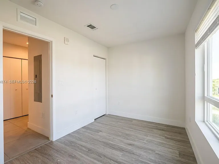 2535 NE 193rd St #3104 — Photo 10