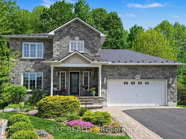 91 Rembrandt Dr, Russell, ON K0A 1W0