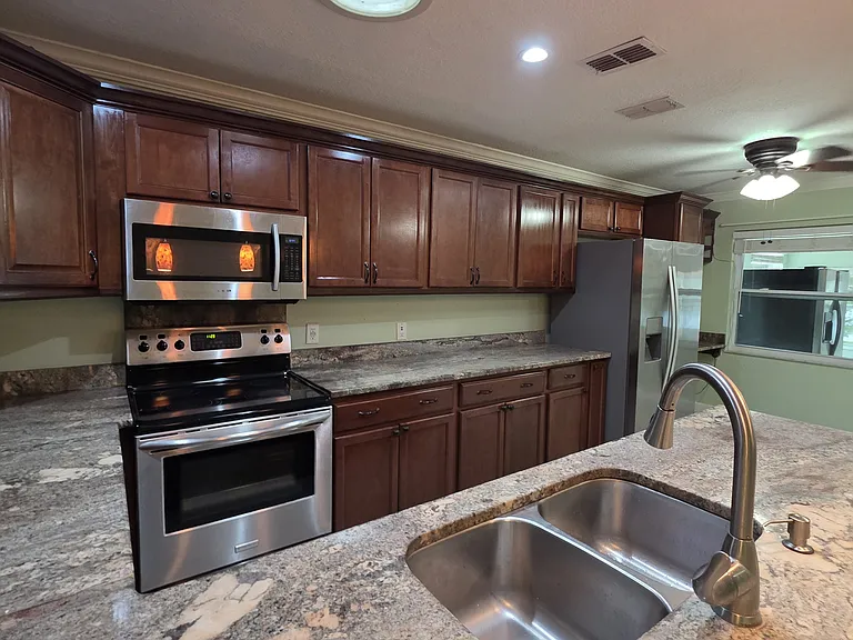 2350 Rio Pinar Lakes Blvd #3 — Photo 8