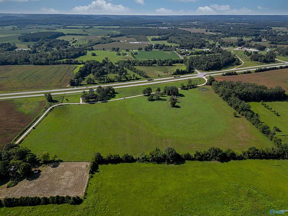4th image of County Road 122