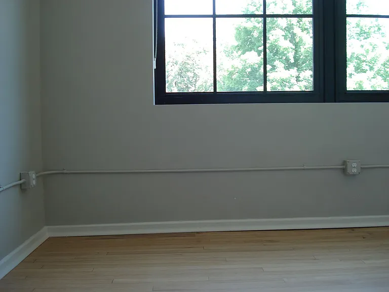 308 E Corning St — Photo 73