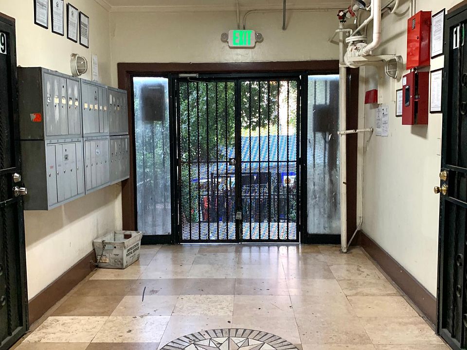 2nd image of 406 S Rampart Blvd #Athhxpd7a