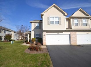 2089 Sunrise Cir, Aurora, IL 60503