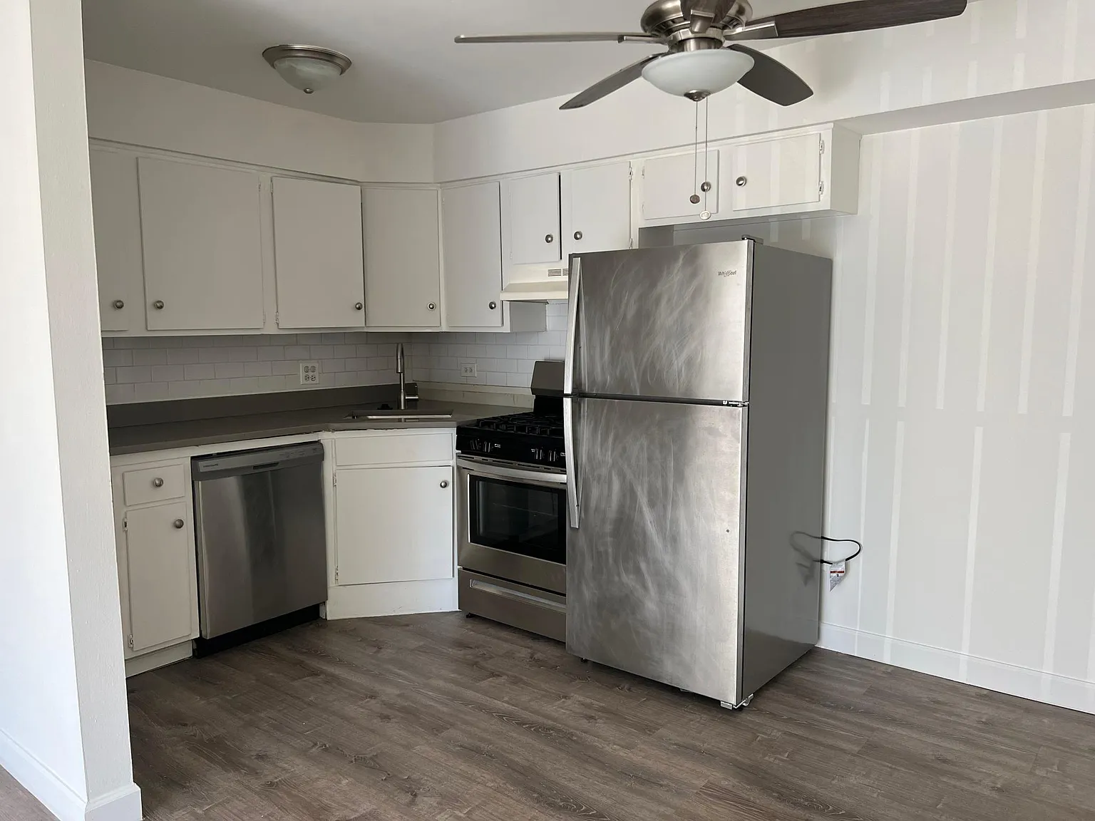 10S510 Echo Ln — Photo 3