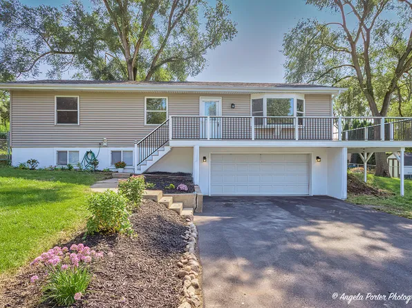 (undisclosed Address), Spring Grove, IL 60081