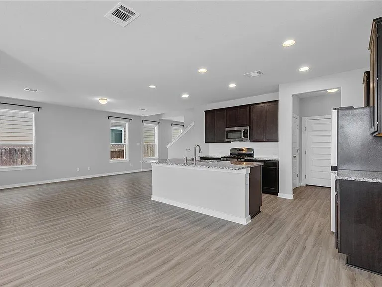 73 Bent Trail Ln — Photo 8