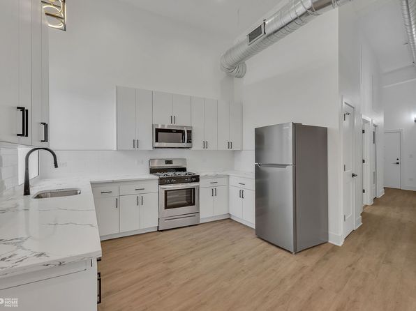 4731 N Western Ave #2