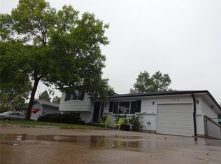 1885 S Teller St, Lakewood, CO 80232