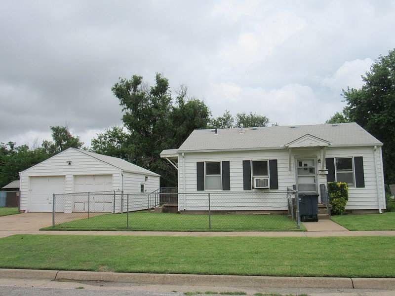 1st image of 1202 E Oklahoma Ave