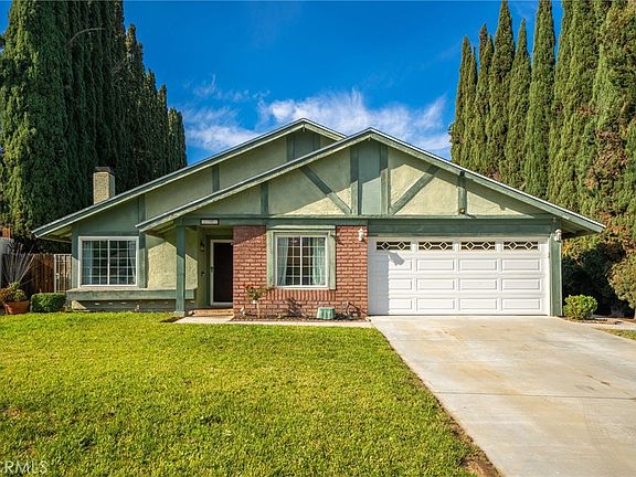 2nd image of 3282 Gallion Cir