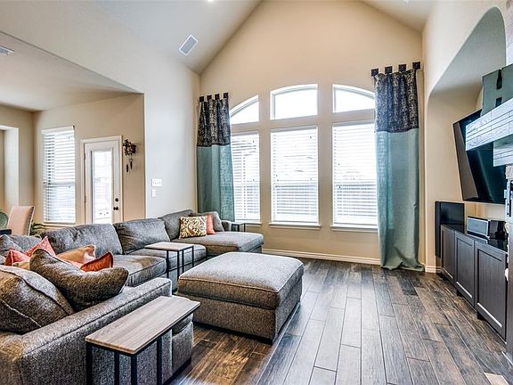 5th image of 3024 Lakefield Dr