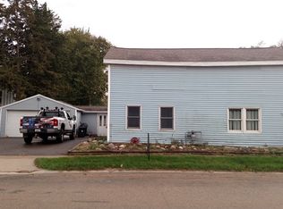 307 E 1st St, Milledgeville, IL 61051