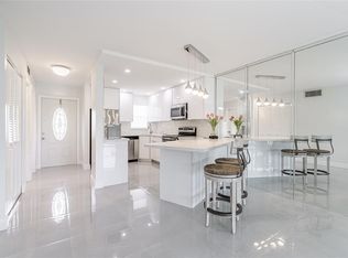 8900 Washington Blvd APT 218, Hollywood, FL 33025