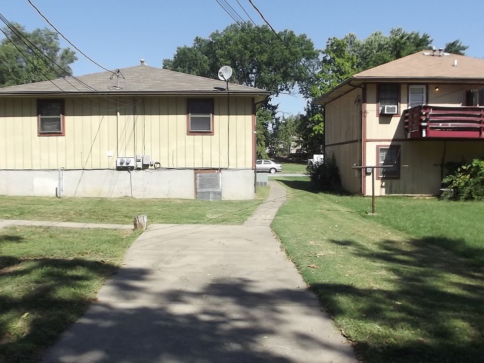 2nd image of 321 Kiowa St