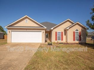 15 Cotton Ct, Fort Mitchell, AL 36856