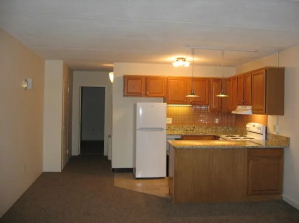 200 Swanton St APT T24, Winchester, MA 01890