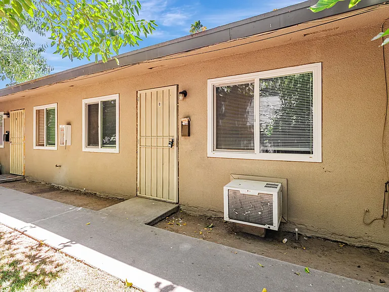 360 N Calaveras St #1 — Photo 3