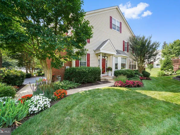 299 Cherry Ln, Kennett Square, PA 19348