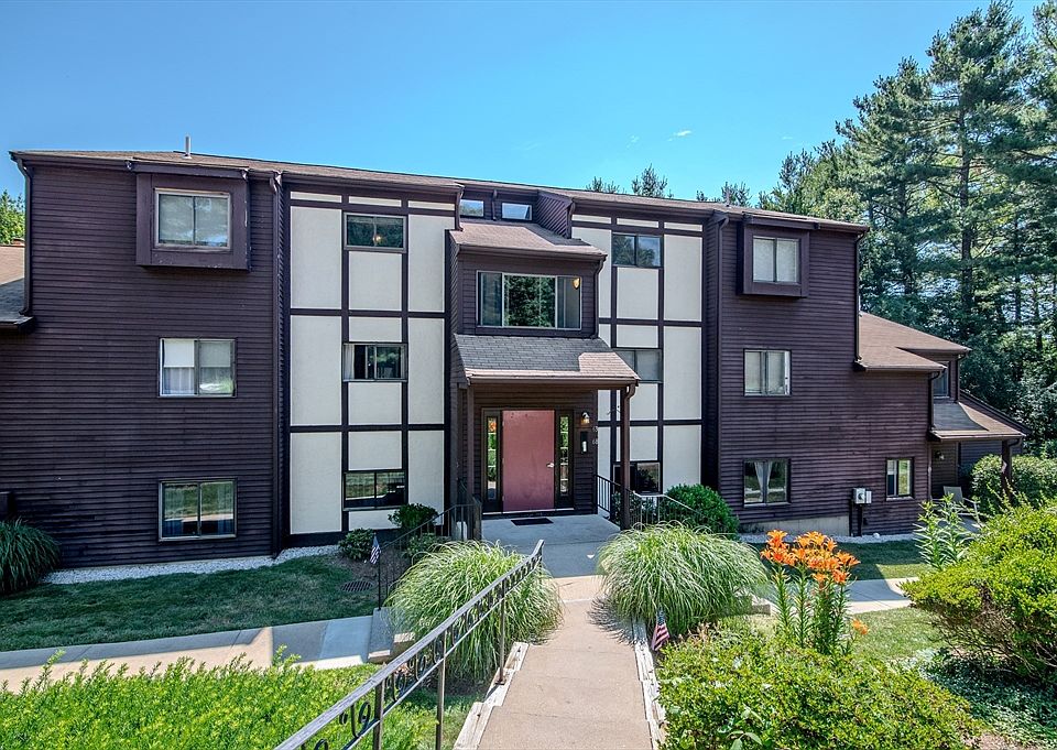 1st image of 63 Highwood Dr #63