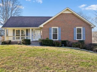 2002 W Creek Ct, Clarksville, TN 37040