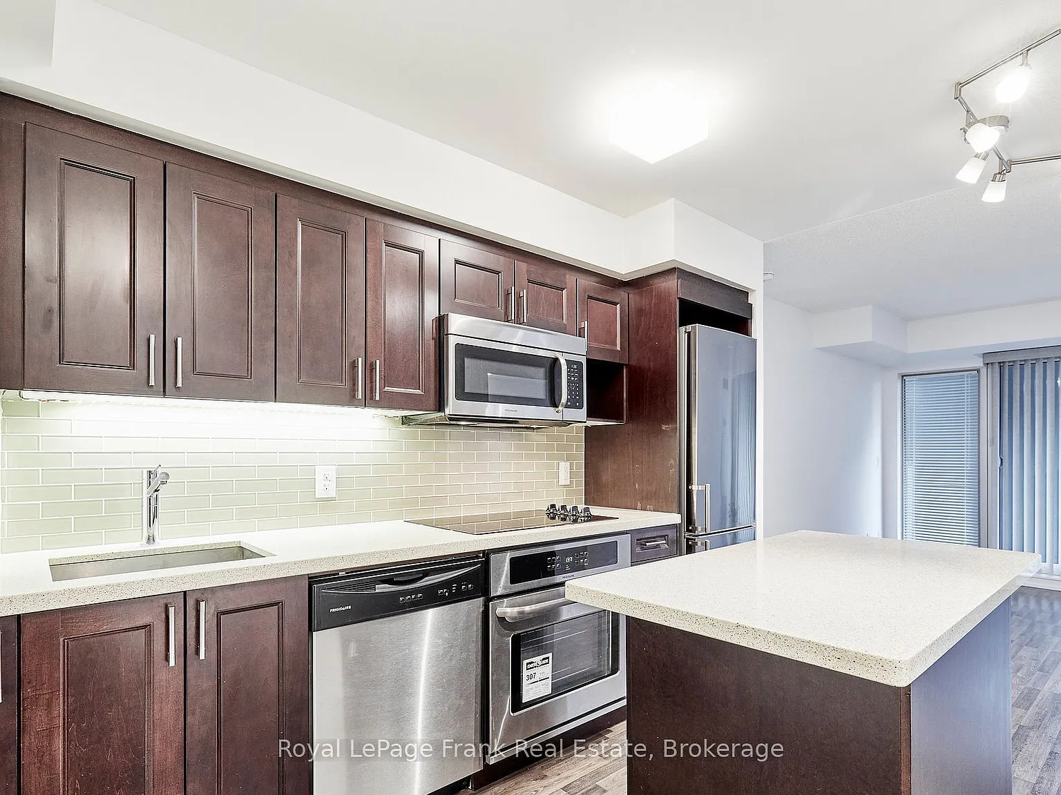 2 bed, $2,800 — Photo 4