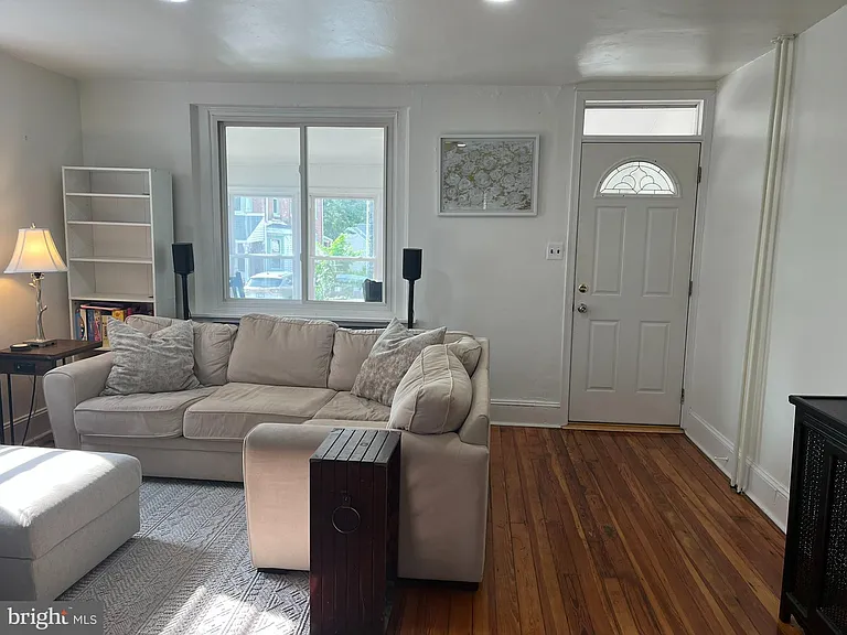 203 Chestnut Ave — Photo 3