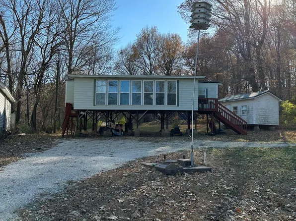 7761 78th St, Wapello, IA 52653