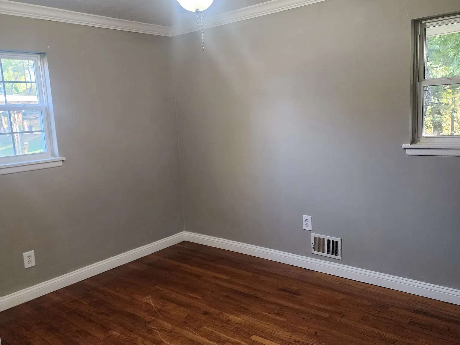 3 bed, 1.5 bath, 1100 sqft, $1,600 — Photo 3
