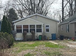 2316 Richards Ln, Springfield, IL 62702